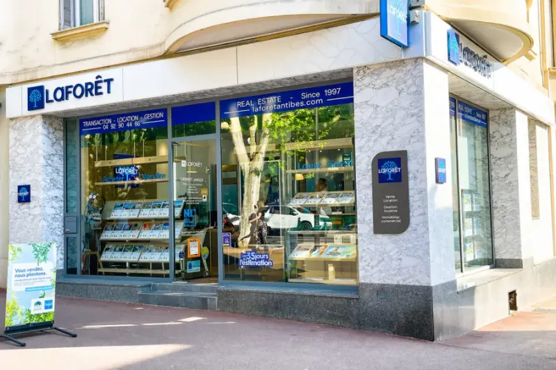 Photo — l'agence Laforêt, 9 boulevard Albert 1er à Antibes